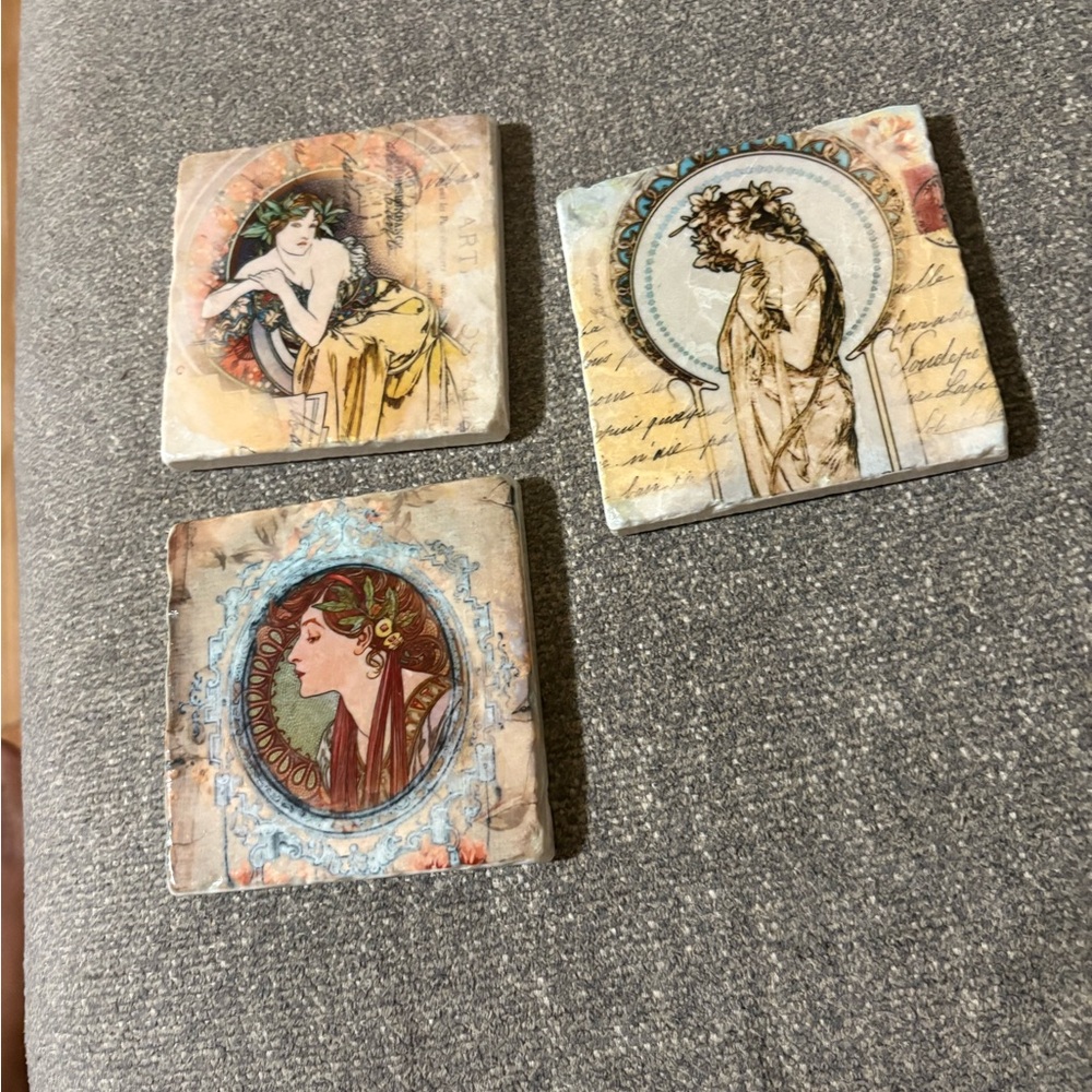 3 The Painted lily stone coasters